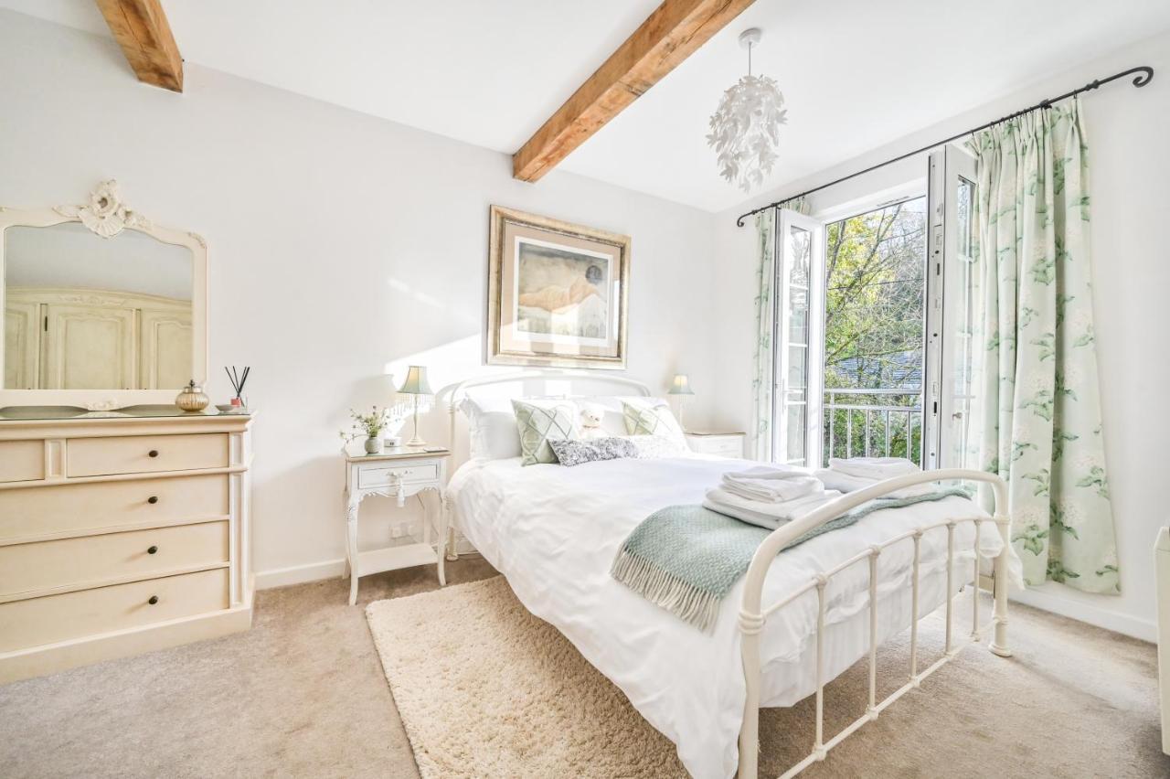 A Superb Bijou Retreat With Jacuzzi Near An Excellent Village Pub Yelverton Eksteriør billede