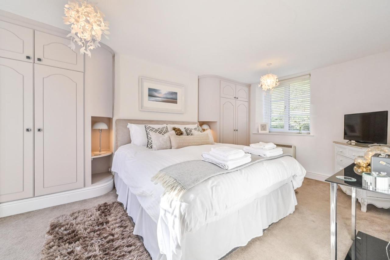 A Superb Bijou Retreat With Jacuzzi Near An Excellent Village Pub Yelverton Eksteriør billede