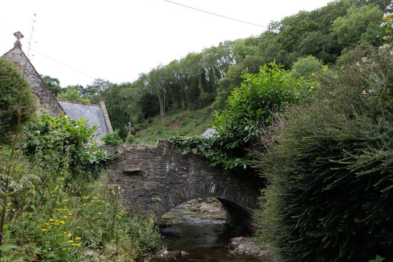 A Superb Bijou Retreat With Jacuzzi Near An Excellent Village Pub Yelverton Eksteriør billede